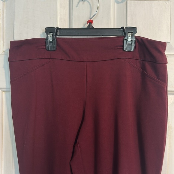 Charter Club Maroon Pants size 12P women’s - Picture 3 of 6